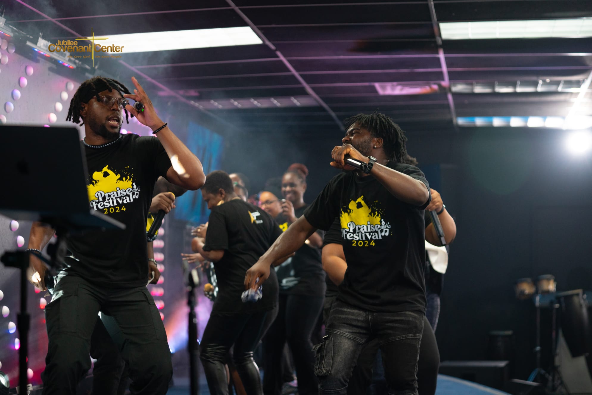 Praise Festival 2024 Seattle — worship moment
